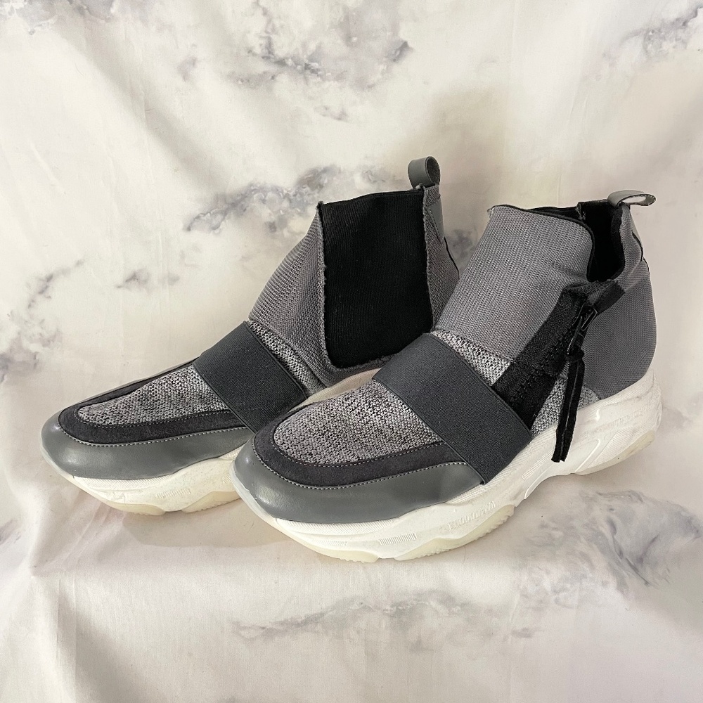 Steve Madden 90’s sneakers